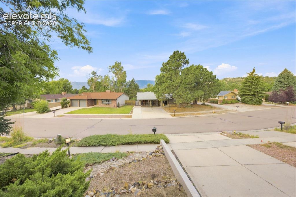 1605 Lehmberg Boulevard, Colorado Springs, CO 80915 — photo 3
