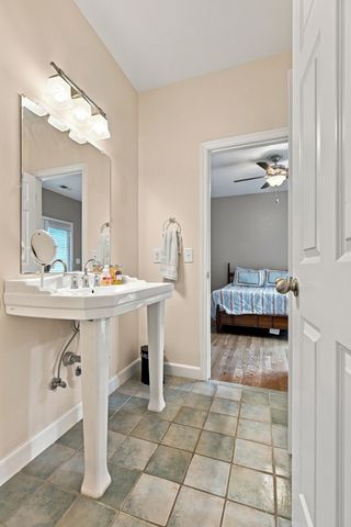 8348 Saint Danasus Dr, Nashville, TN 37211