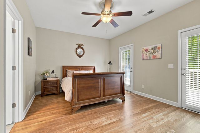 8348 Saint Danasus Dr, Nashville, TN 37211