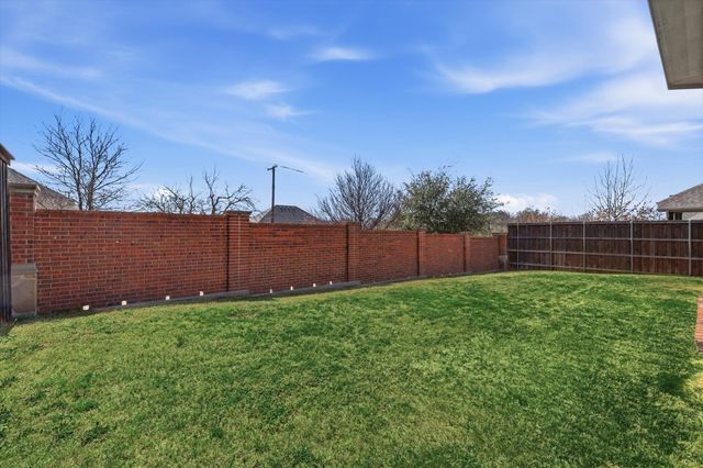 102 Mulberry Lane, Hickory Creek, TX 75065