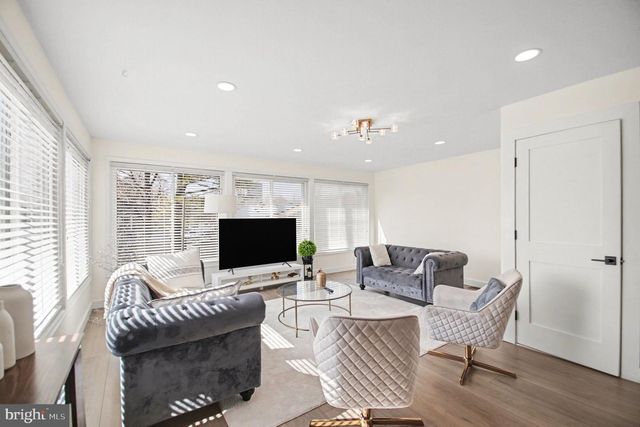 10112 51ST AVE, College Park, MD 20740