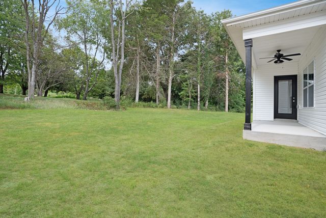 3601 Westlake Dr, Clarksville, TN 37040