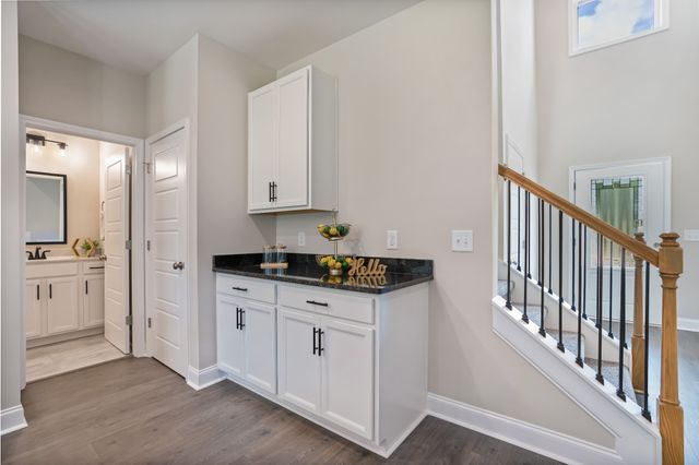 3601 Westlake Dr, Clarksville, TN 37040