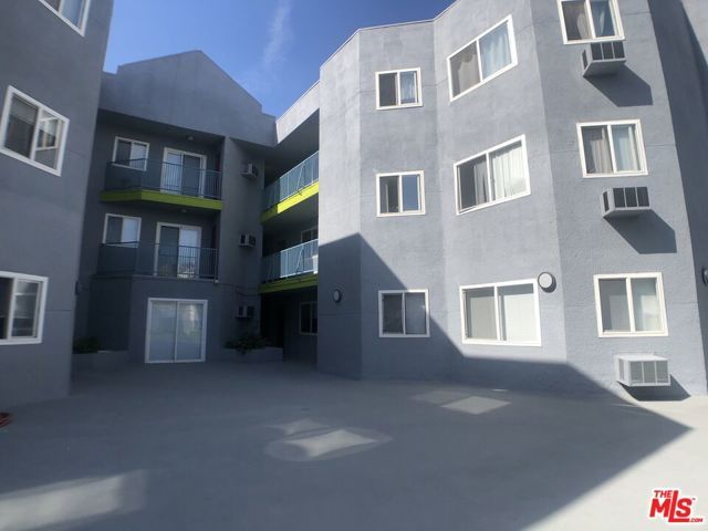 428 S Grand View Street 104, Los Angeles, CA 90057