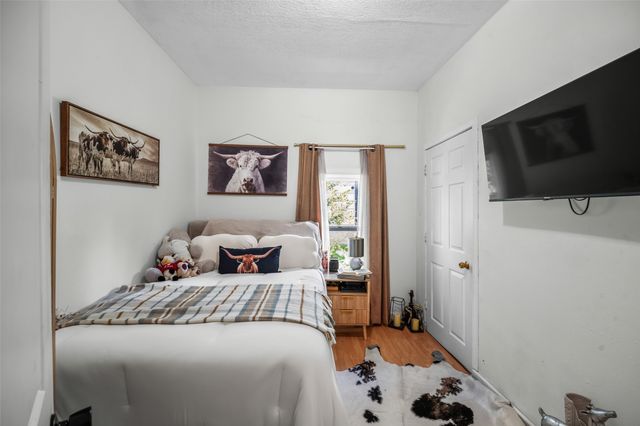 1273 E 18th Street, Des Moines, IA 50316