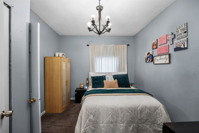 1273 E 18th Street, Des Moines, IA 50316