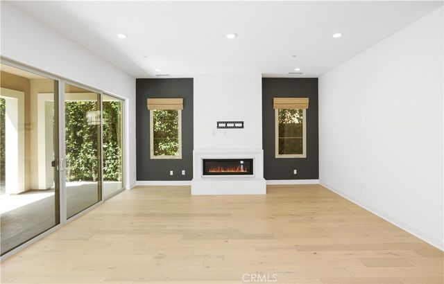 122 Jayhawk, Irvine, CA 92602