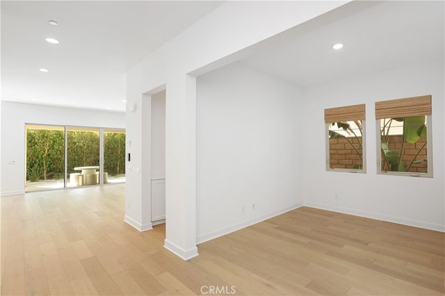 122 Jayhawk, Irvine, CA 92602