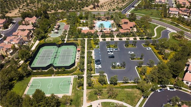 122 Jayhawk, Irvine, CA 92602