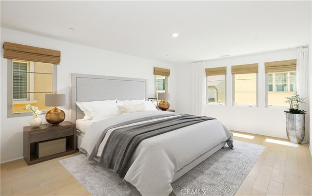 122 Jayhawk, Irvine, CA 92602