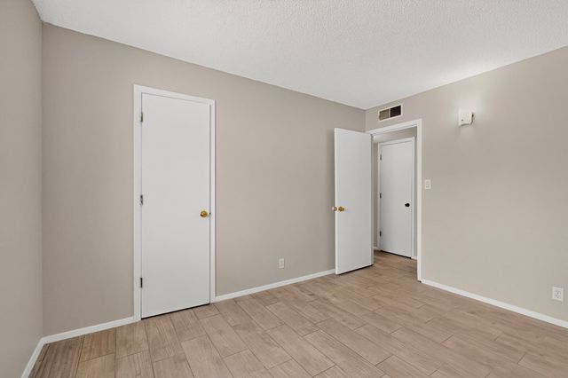 620 Turquoise Court NE, Albuquerque, NM 87123