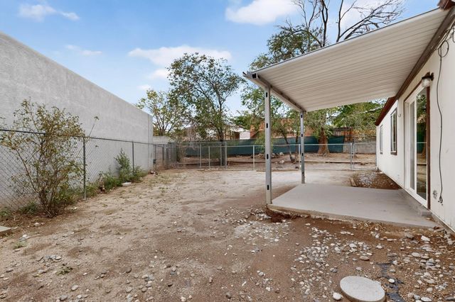 620 Turquoise Court NE, Albuquerque, NM 87123