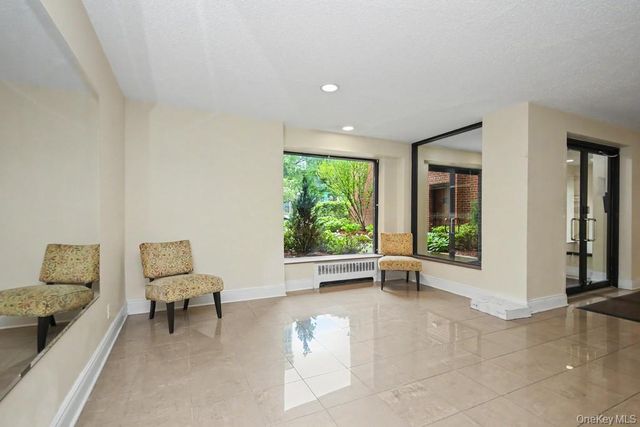 30 N Broadway 4F, White Plains, NY 10601