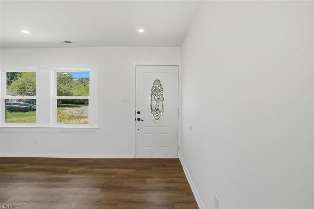 2237 Corbett AVE, Norfolk, VA 23518
