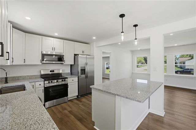 2237 Corbett AVE, Norfolk, VA 23518