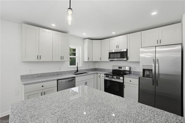 2237 Corbett AVE, Norfolk, VA 23518