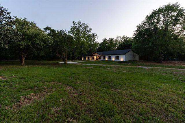 11250 Potter Tract Road, Grand Bay, AL 36541
