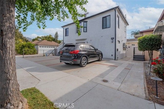 830 Highland Avenue A, Glendale, CA 91202