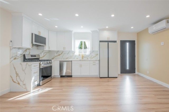 830 Highland Avenue A, Glendale, CA 91202