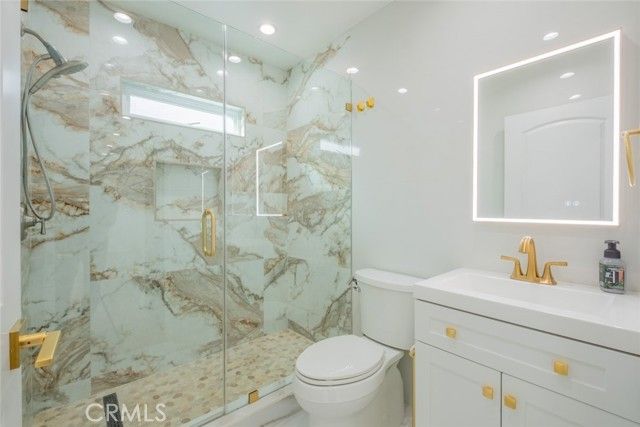 830 Highland Avenue A, Glendale, CA 91202