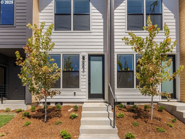 265 N Skidmore St 3, Portland, OR 97201