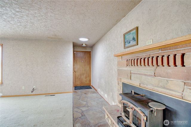 17483 Peterson Road, Burlington, WA 98233