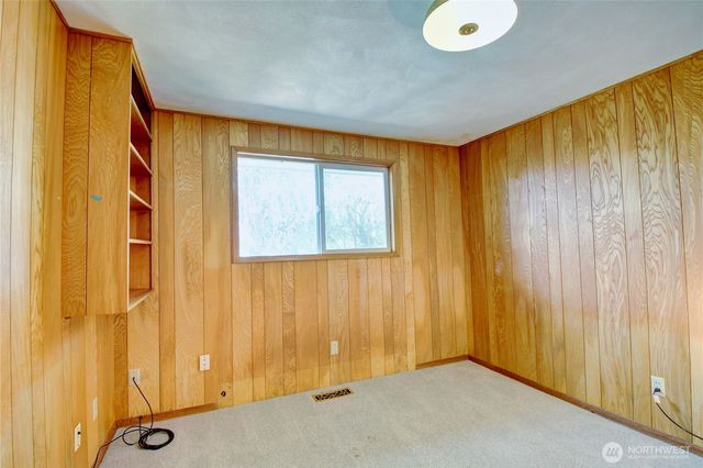 17483 Peterson Road, Burlington, WA 98233