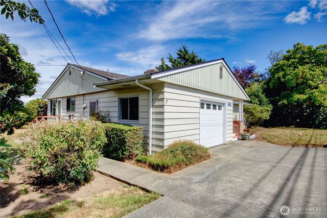 17483 Peterson Road, Burlington, WA 98233