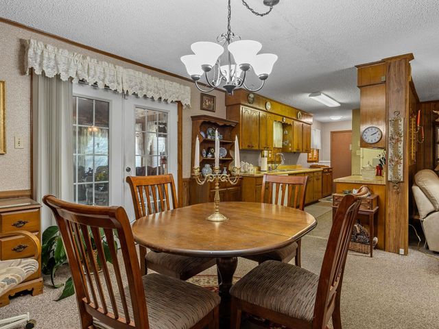 2016 Evergreen Drive, Boiling Springs, SC 29316
