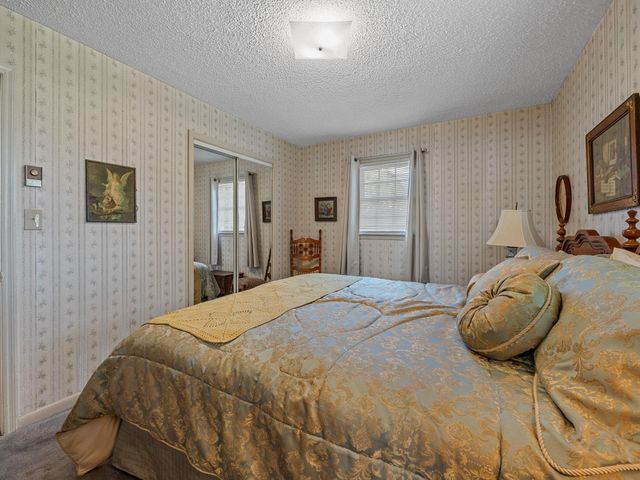2016 Evergreen Drive, Boiling Springs, SC 29316