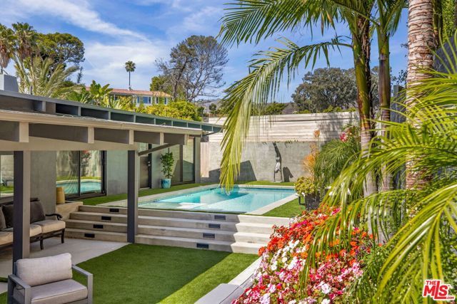 344 Arno Way, Pacific Palisades (los Angeles), CA 90272