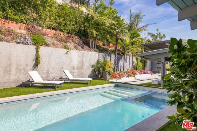 344 Arno Way, Pacific Palisades (los Angeles), CA 90272