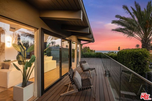 344 Arno Way, Pacific Palisades (los Angeles), CA 90272