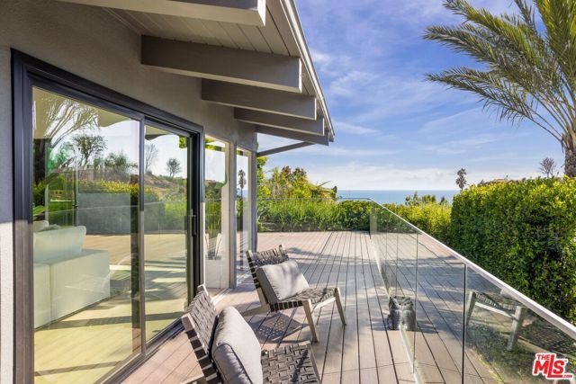 344 Arno Way, Pacific Palisades (los Angeles), CA 90272