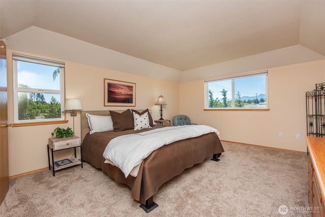 73 Greywolf Road, Sequim, WA 98382