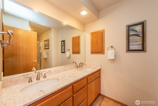 73 Greywolf Road, Sequim, WA 98382