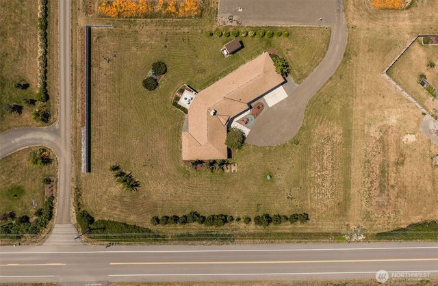 73 Greywolf Road, Sequim, WA 98382