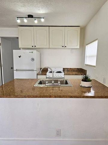 700 NW 9th Avenue, Pompano Beach, FL 33060