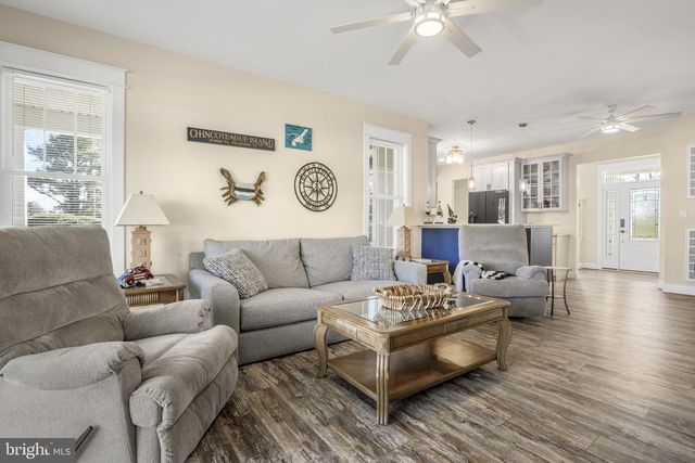 5403 PEARL DR, Chincoteague Island, VA 23336