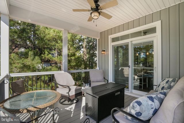 5403 PEARL DR, Chincoteague Island, VA 23336