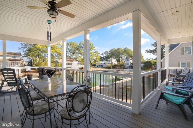 5403 PEARL DR, Chincoteague Island, VA 23336