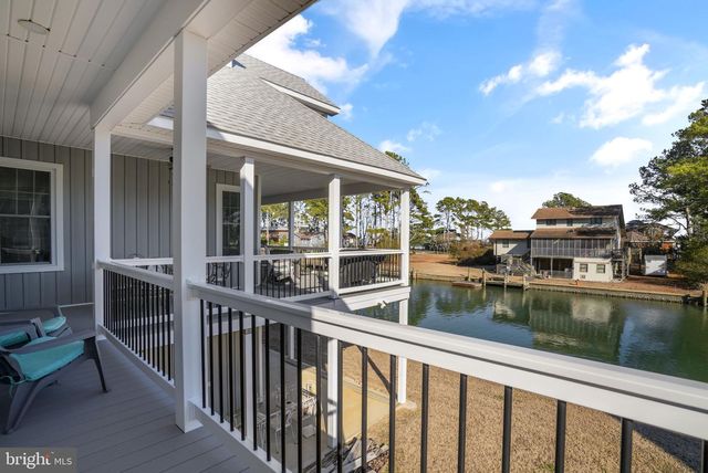 5403 PEARL DR, Chincoteague Island, VA 23336