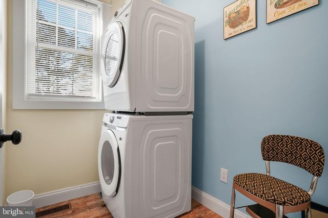 5403 PEARL DR, Chincoteague Island, VA 23336