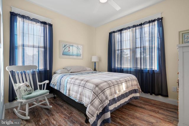 5403 PEARL DR, Chincoteague Island, VA 23336