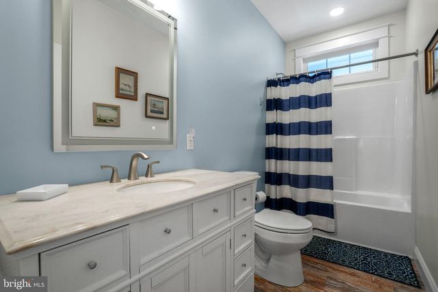 5403 PEARL DR, Chincoteague Island, VA 23336