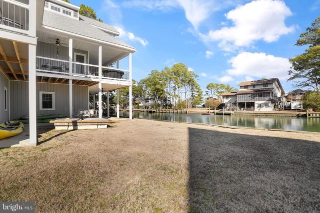 5403 PEARL DR, Chincoteague Island, VA 23336