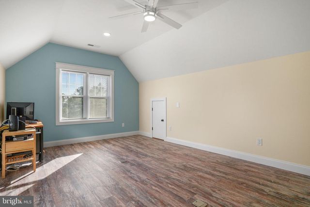 5403 PEARL DR, Chincoteague Island, VA 23336