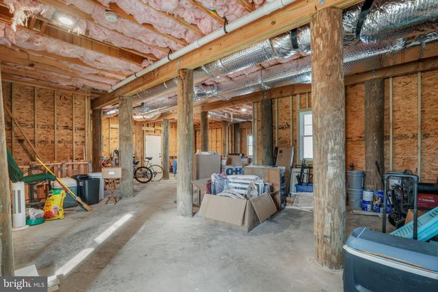 5403 PEARL DR, Chincoteague Island, VA 23336