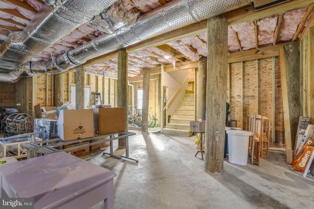 5403 PEARL DR, Chincoteague Island, VA 23336