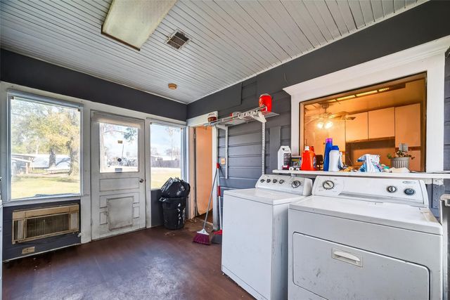 15627 Market Street, Channelview, TX 77530